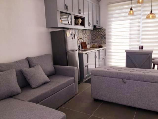 Cozy Holiday Home At Batulao Artscapes 2Br Brand New Fully Airconditioned Calo Exterior foto